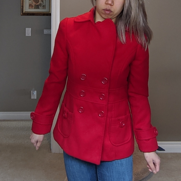 Red Coat - Picture 3 of 3